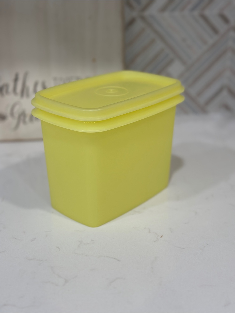 Vintage Tupperware #1243-7 Yellow Shelf Saver Storage Container w/ Lid